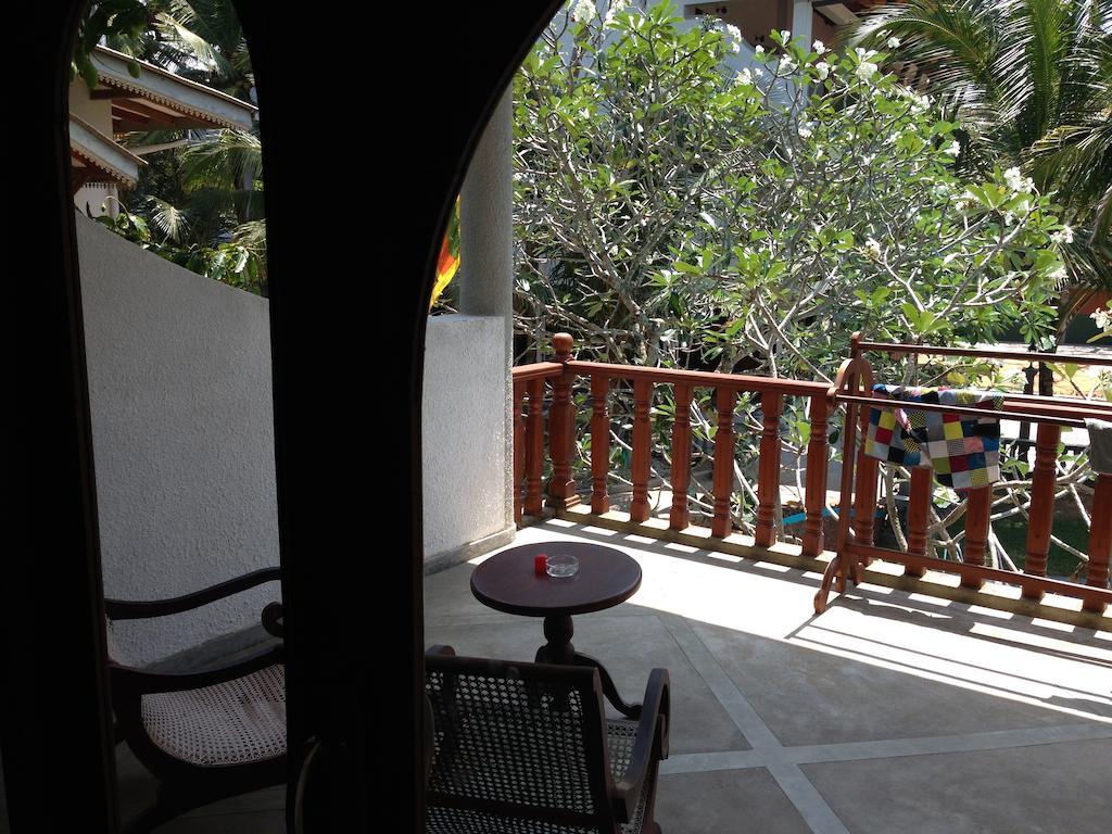 Wunderbar Beach Hotel Bentota Exterior photo