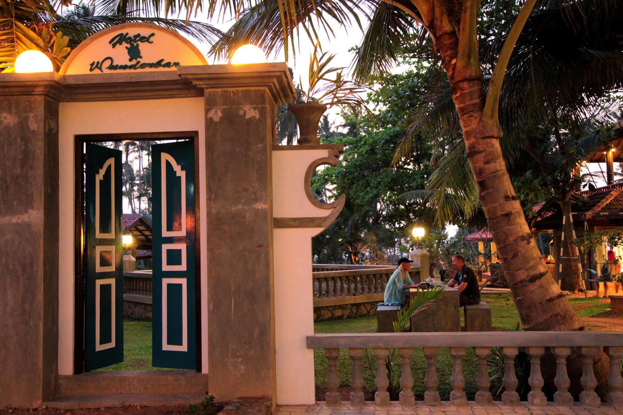 Wunderbar Beach Hotel Bentota Exterior photo